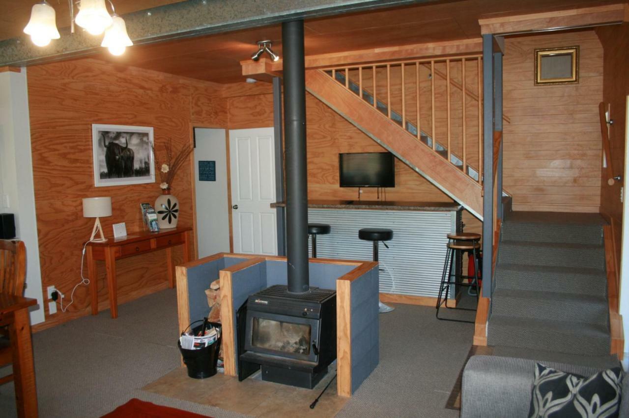 The Barn In Turangi Villa Exterior foto